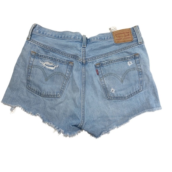 Levi's Blue Vintage-Inspired Jean Shorts Distressed - Picture 2 of 7